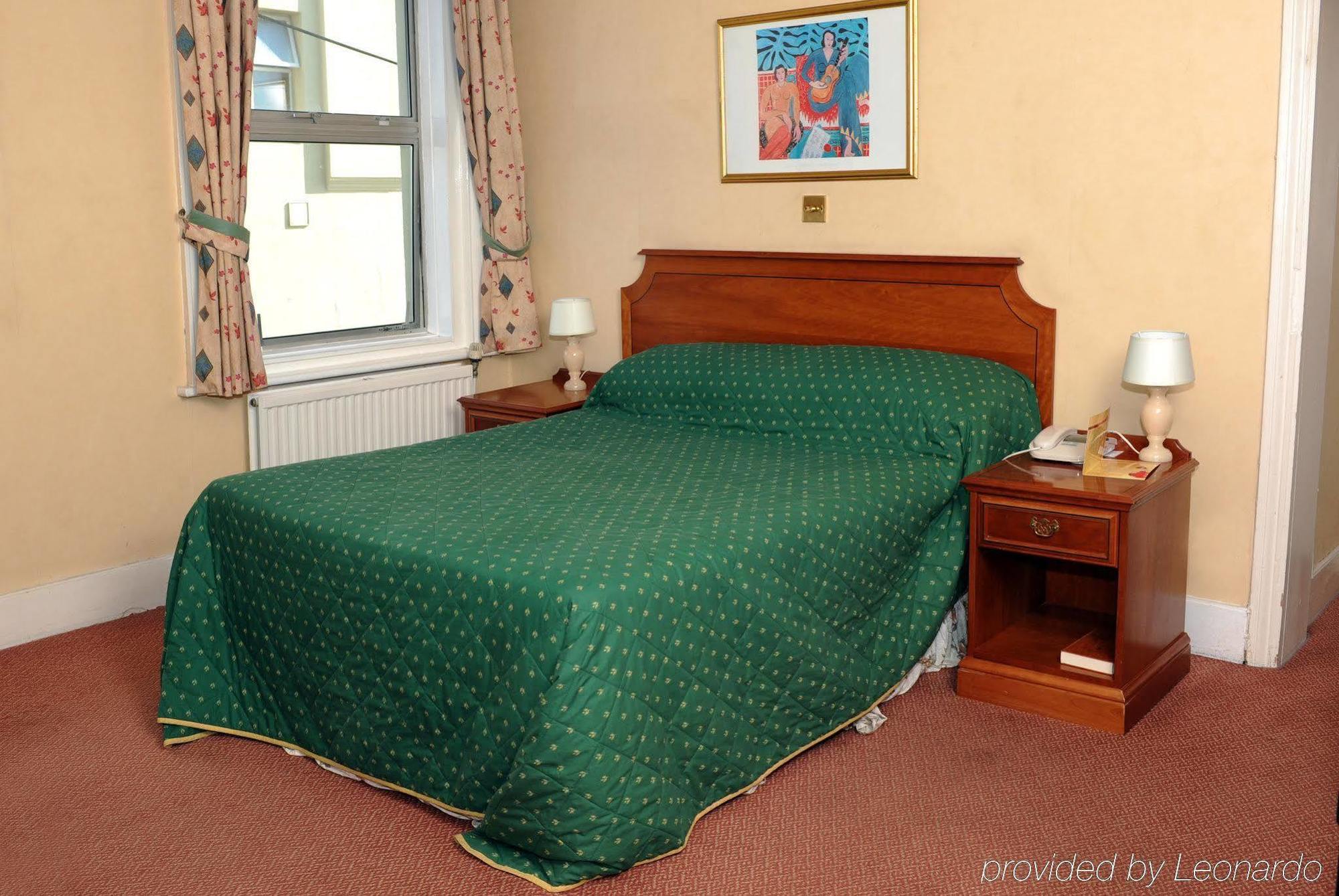 The Kingsway Hotel - Worthing Room photo
